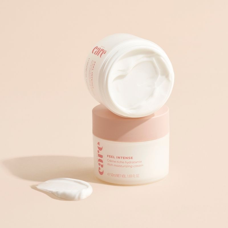 Feel intense crème riche hydratante texture
